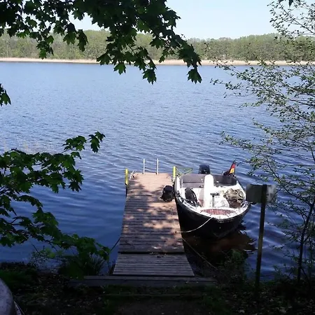 With 2 Bedrooms Σπίτι διακοπών
