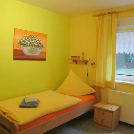 Holiday Apartment With 2 Bedrooms Дом отдыха Gransee